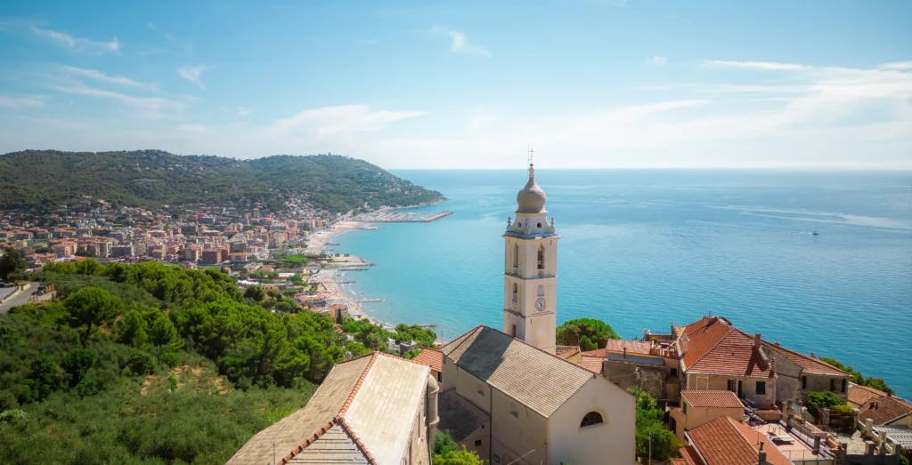Andora e dintorni – Borghi, natura & storia
